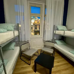 Hostal Sky Polonia